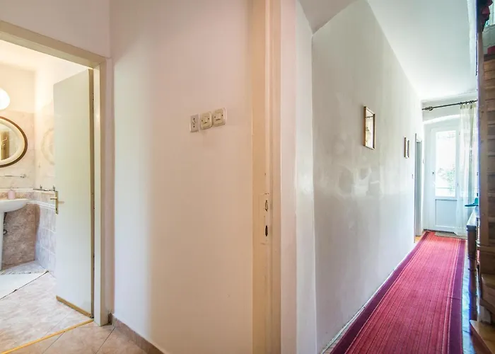 Sandra Affittacamere 3*